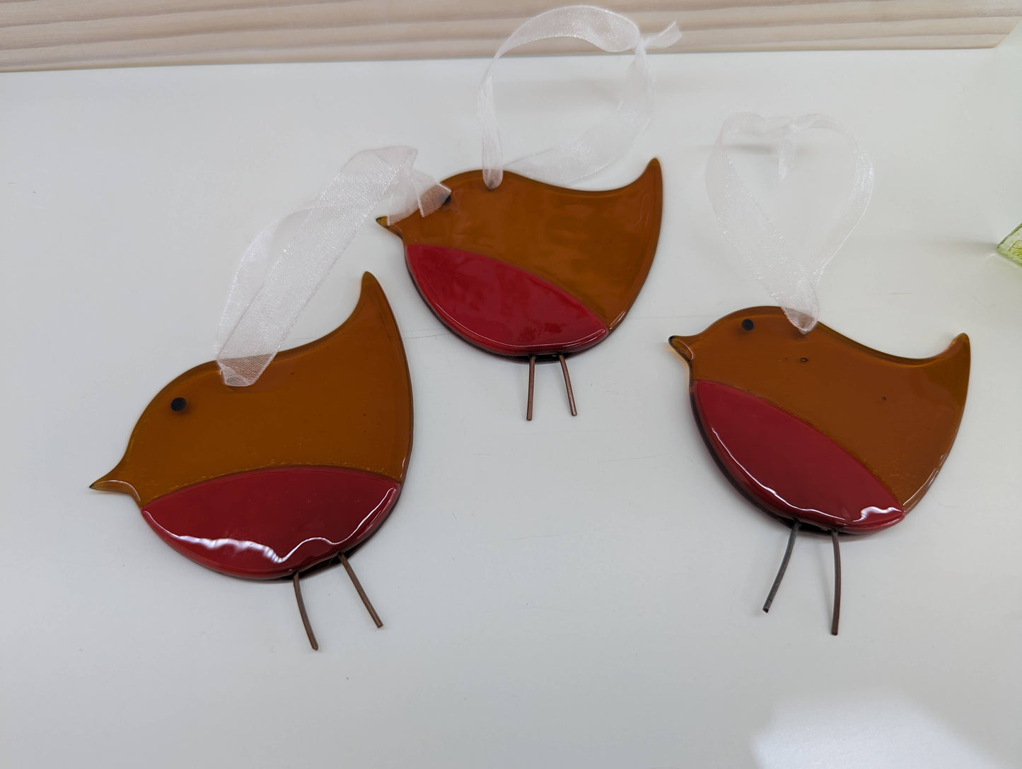 Handmade Fused Glass Robin Decorations - 2 Sizes Available: Small - Arbory Rose