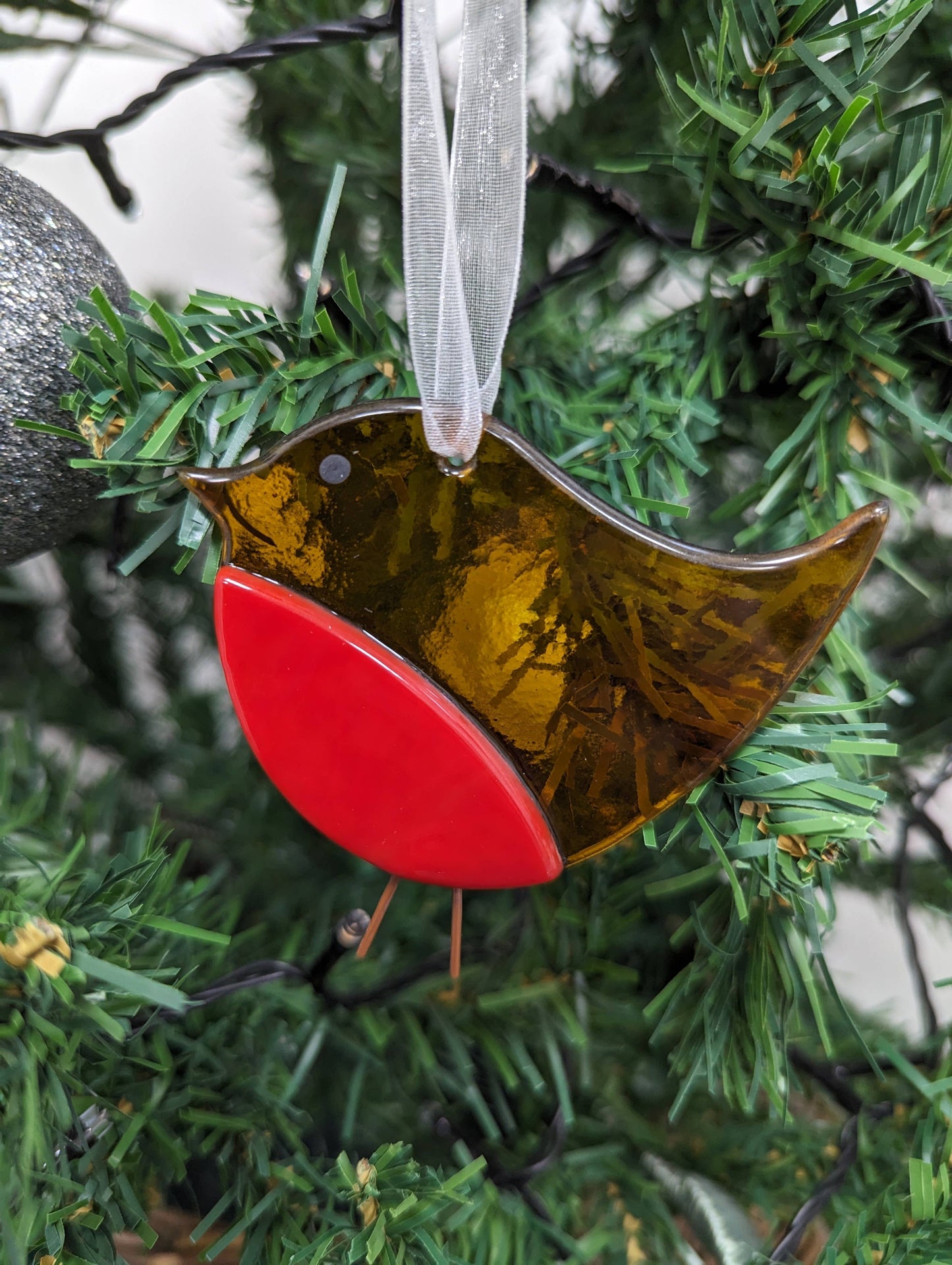 Handmade Fused Glass Robin Decorations - 2 Sizes Available: Small - Arbory Rose